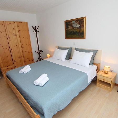 Apartments Knezovic โรวีน ห้อง รูปภาพ