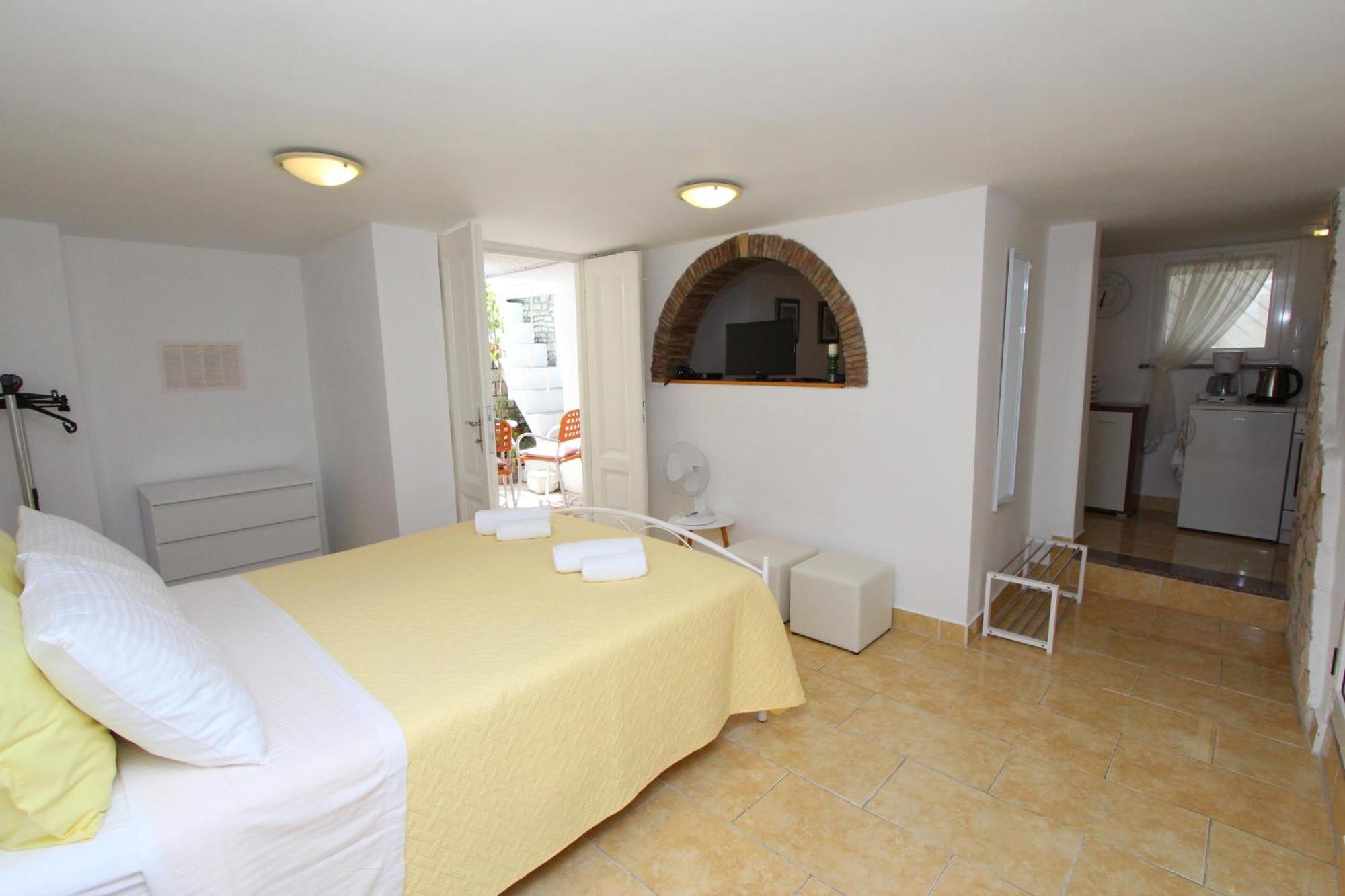 Apartments Knezovic โรวีน ห้อง รูปภาพ