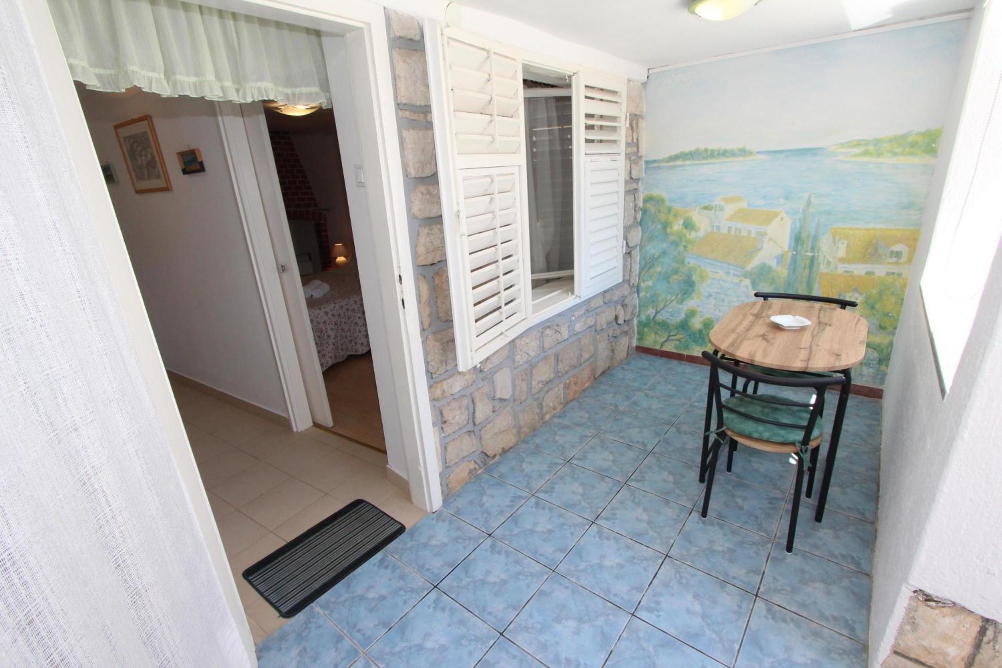 Apartments Knezovic โรวีน ห้อง รูปภาพ